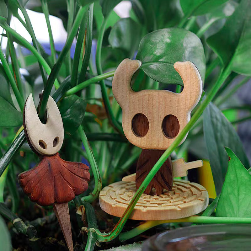 Hollow Knight Wooden Aroma Ornament