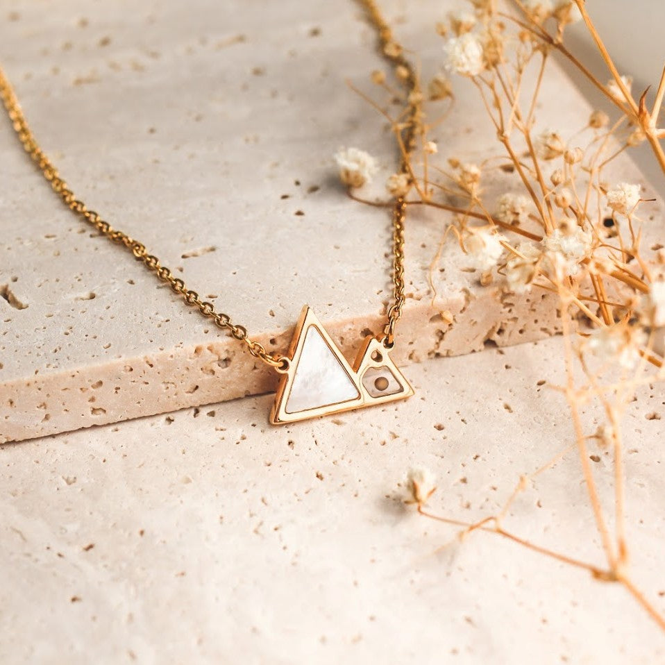 Move Mountains Pearl Necklace